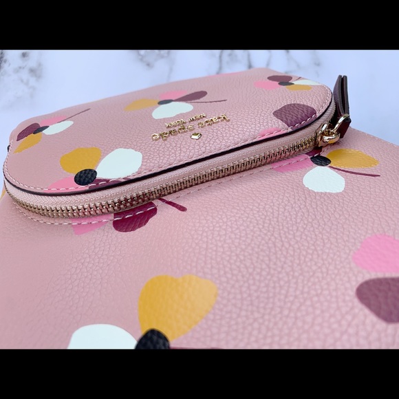 Gaby’sBags👜💕-Kate Spade Flower Backpack - Picture 8 of 8